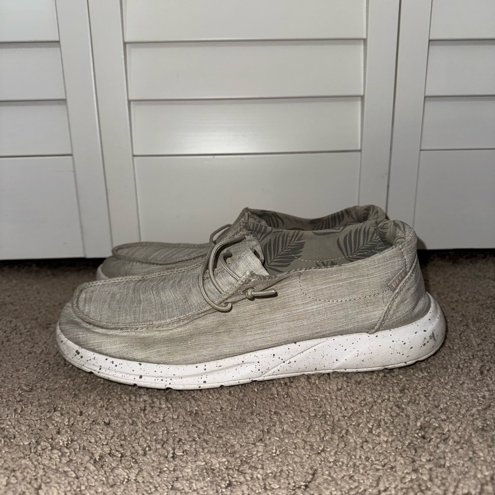 Reef Women's Casual Shoes - Gray